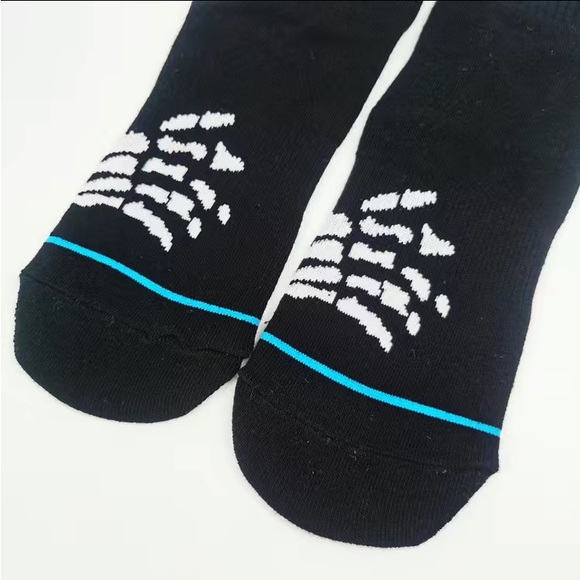 New misfits fiend skull socks - Picture 3 of 4